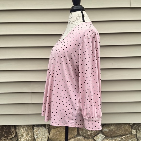 ADRIANNA PAPELL Blush Black Polka Dot V-Neck 3/4 Puff Sleeve Top - Picture 6 of 13